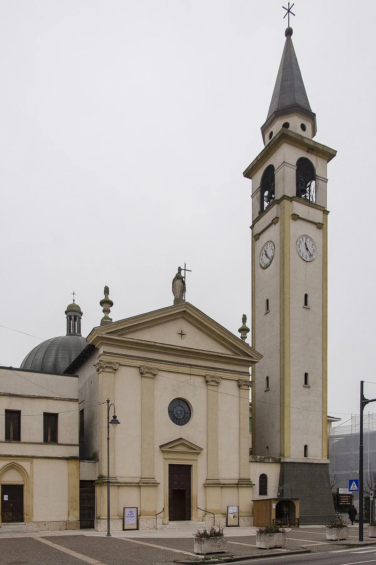 Veduta di Buttapietra.