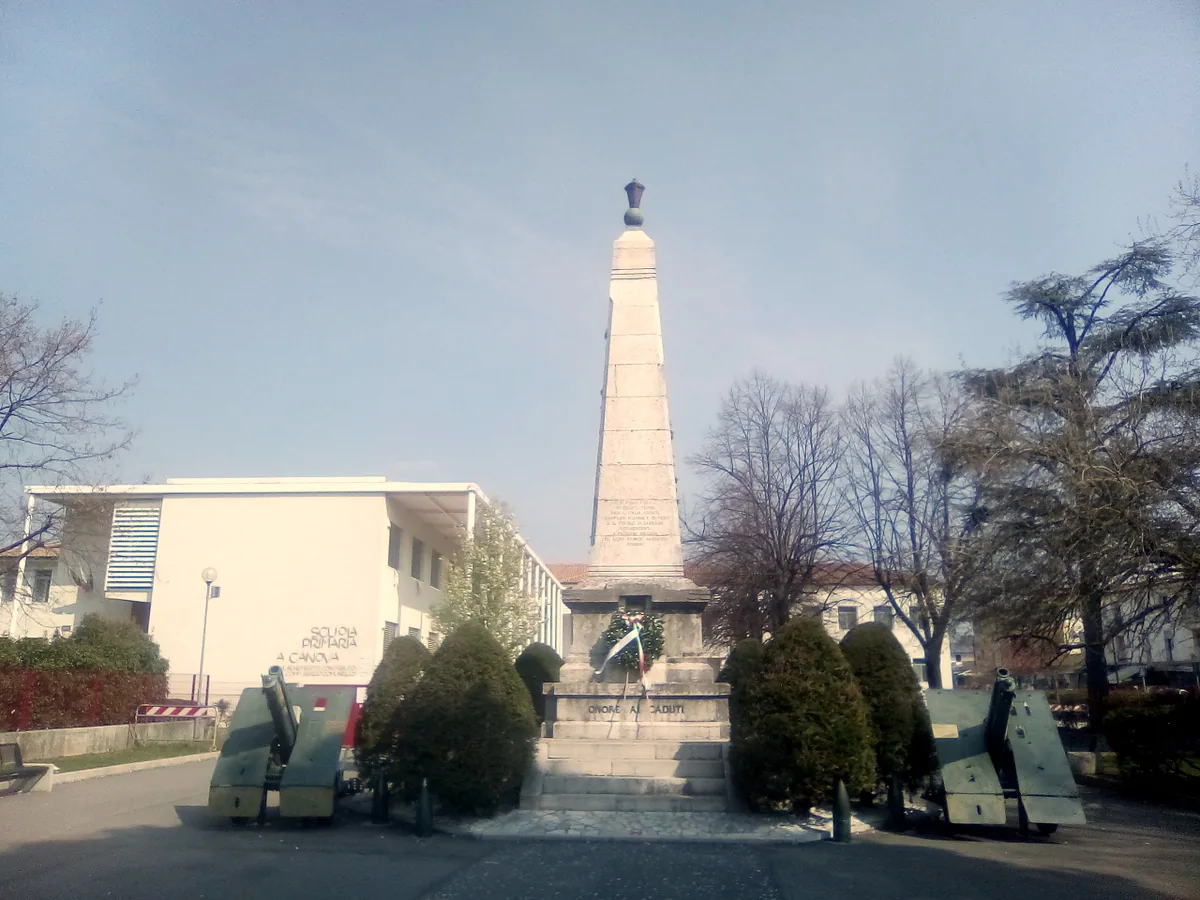 Veduta di Caerano di San Marco.