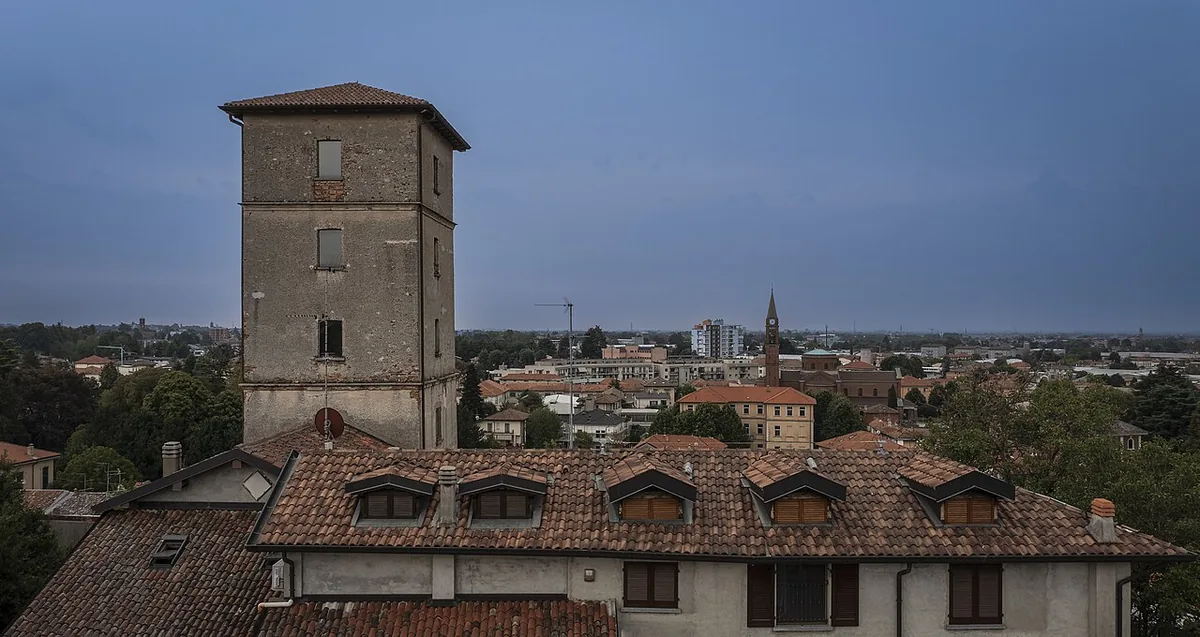 Veduta di Carugo.