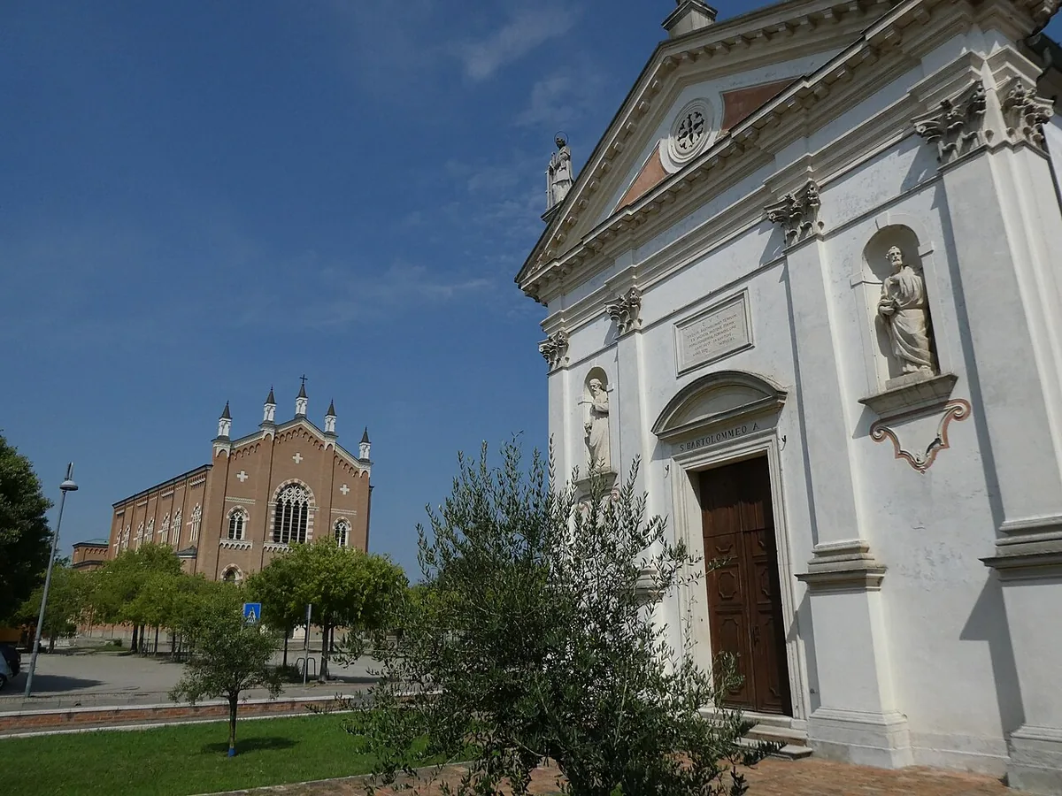 Veduta di Fossò.