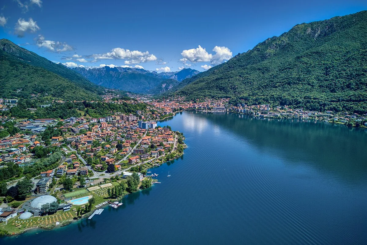 Veduta di Omegna.