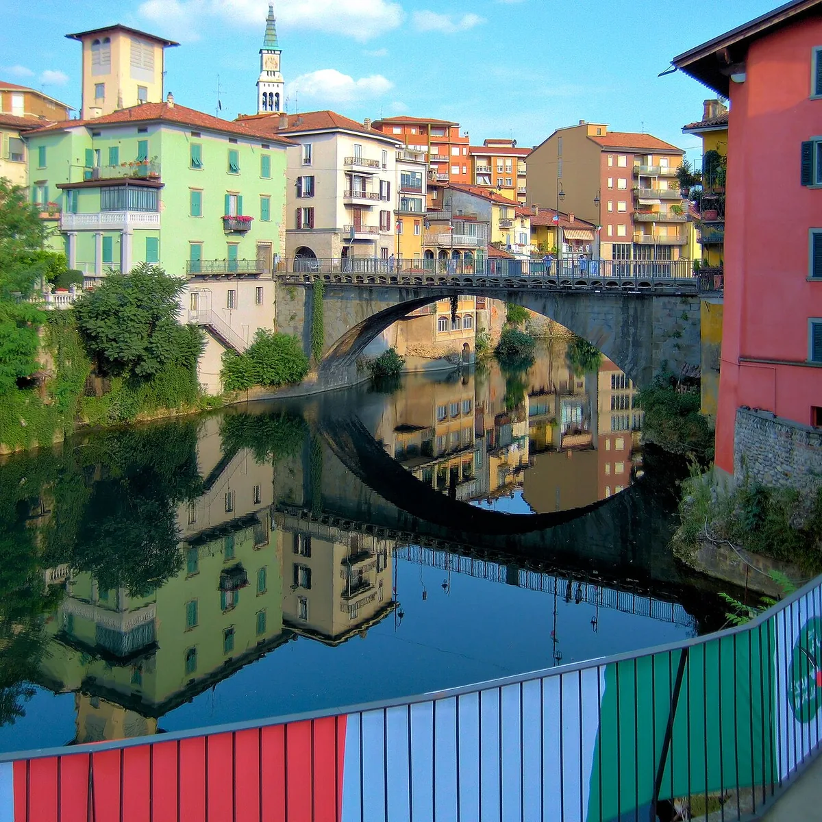 Veduta di Ponte San Pietro.
