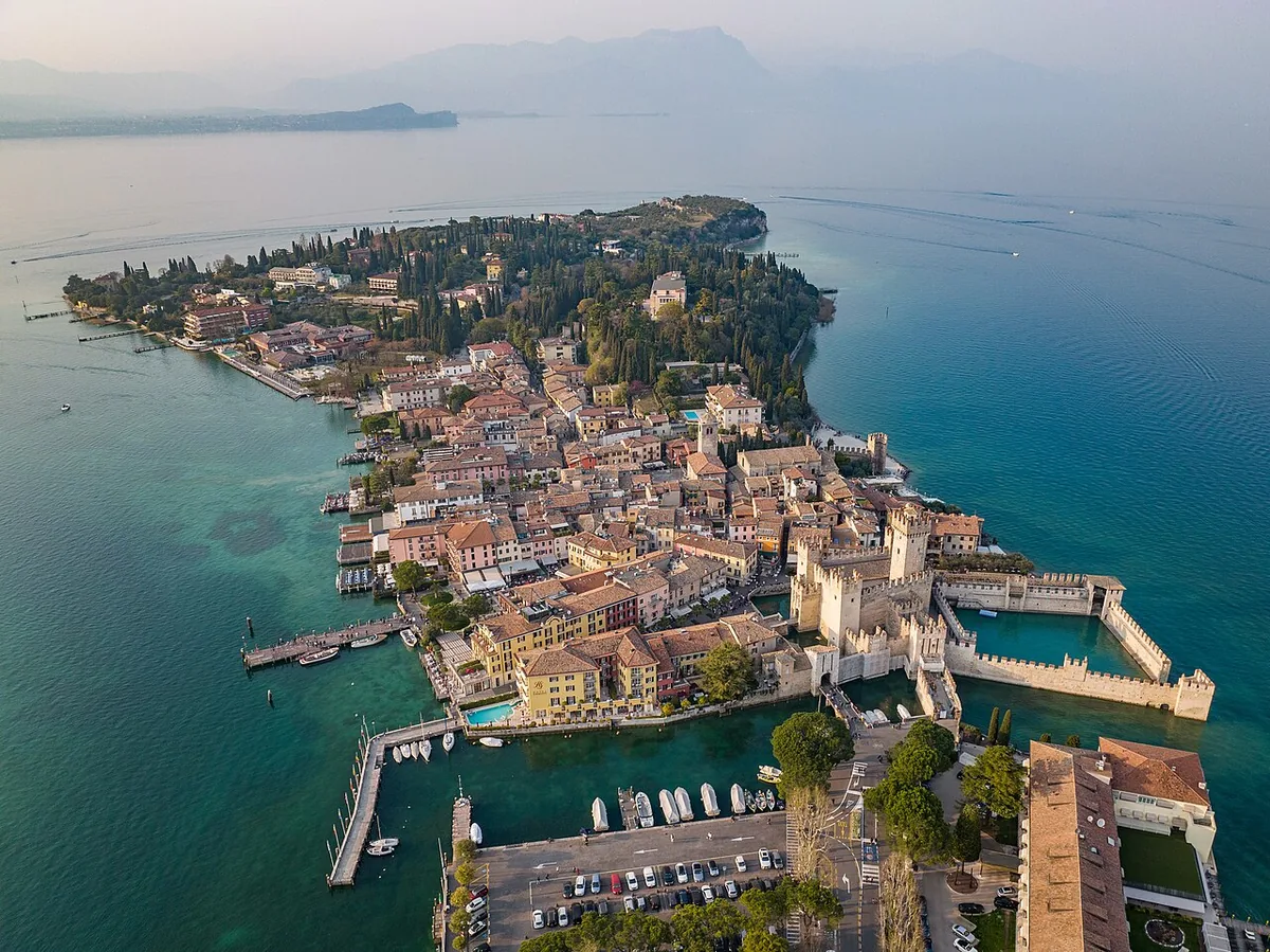 Veduta di Sirmione.