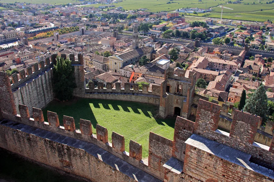 Veduta di Soave.
